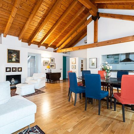 A Casa Nuccia Mansarda By Holiday Solutions Όπως Εξωτερικό φωτογραφία