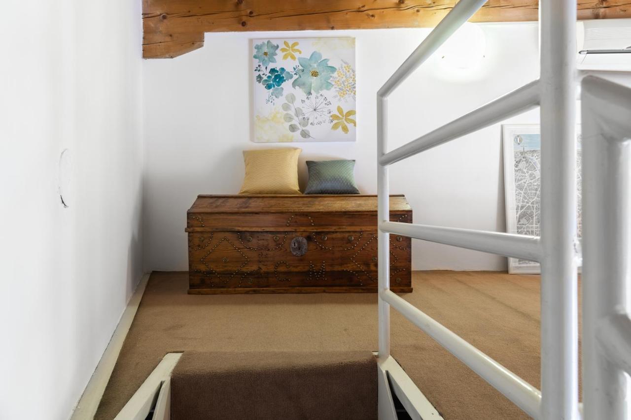 A Casa Nuccia Mansarda By Holiday Solutions Όπως Εξωτερικό φωτογραφία