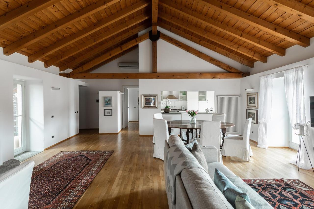 A Casa Nuccia Mansarda By Holiday Solutions Όπως Εξωτερικό φωτογραφία