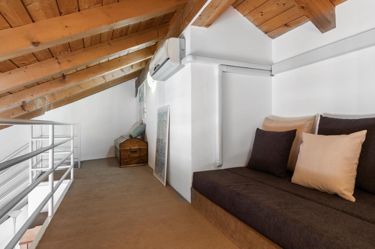 A Casa Nuccia Mansarda By Holiday Solutions Όπως Εξωτερικό φωτογραφία