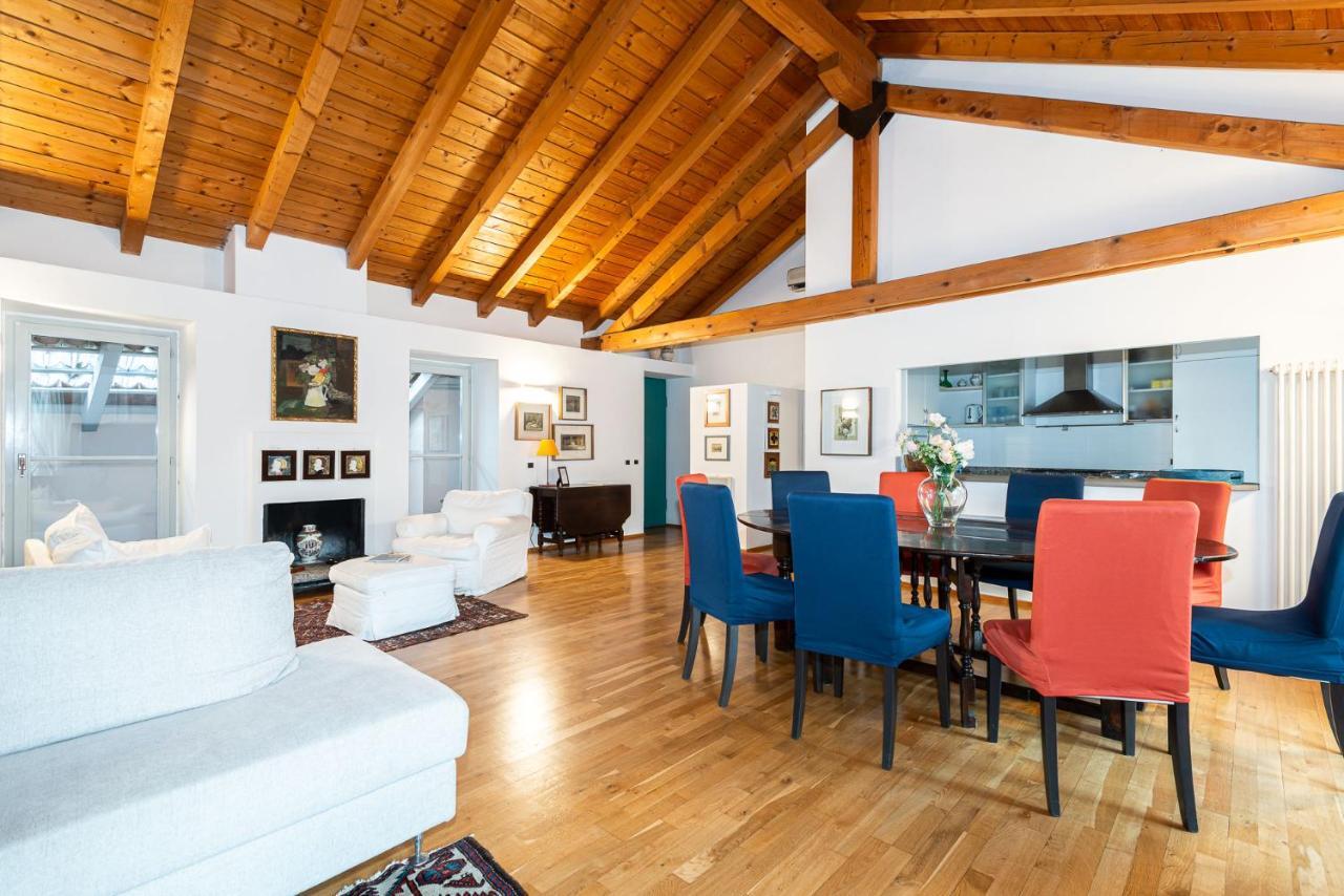 A Casa Nuccia Mansarda By Holiday Solutions Όπως Εξωτερικό φωτογραφία