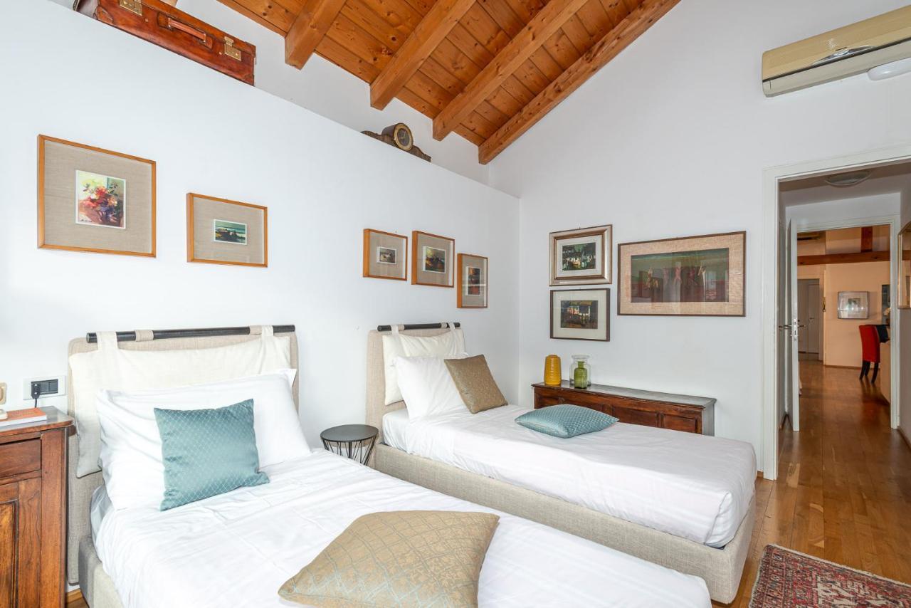 A Casa Nuccia Mansarda By Holiday Solutions Όπως Εξωτερικό φωτογραφία